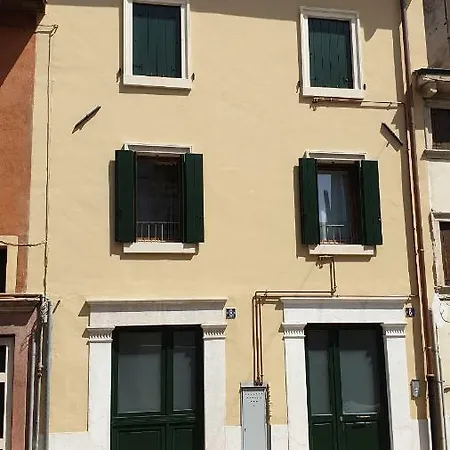 Divina San Zeno